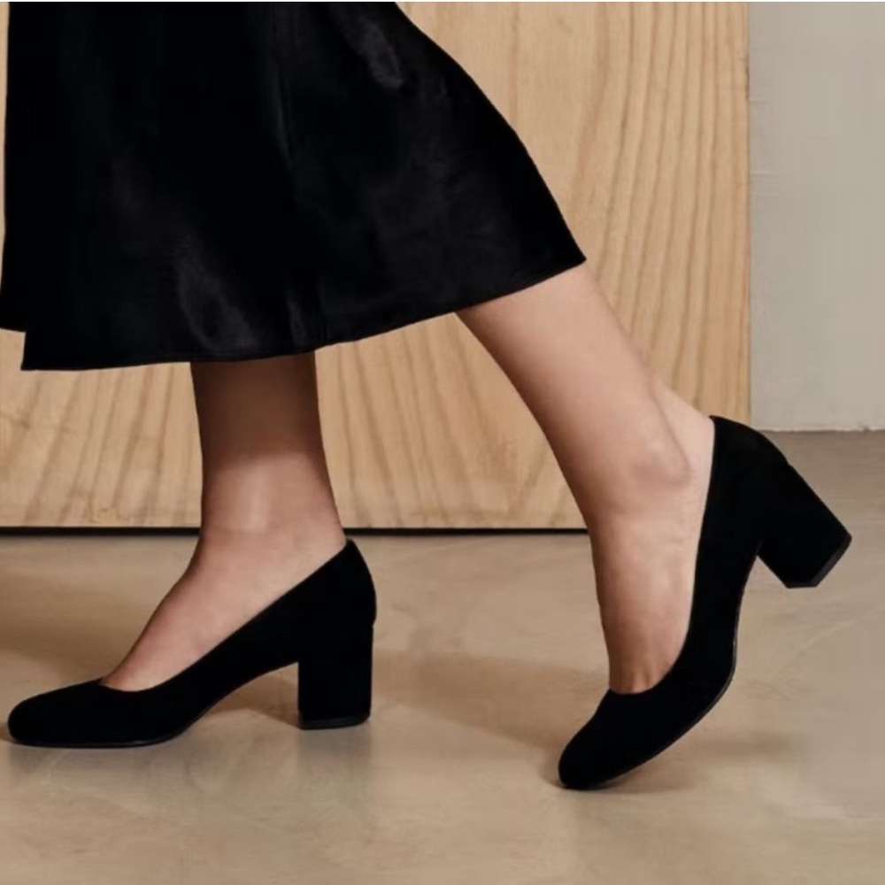 NWOT Margaux The Heel Black Suede Block Heel Pumps
